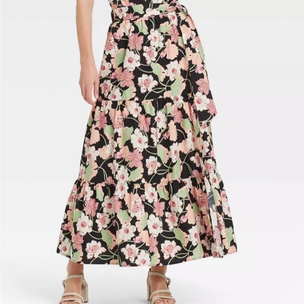 Who What Wear Women’s M Ruffled Tiered Wrap High-Rise Maxi Skirt in Deco Floral